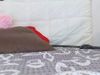 Ella's Live Sex Cam Show