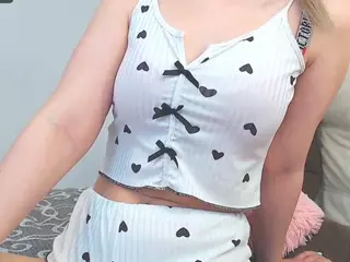 Ella's Live Sex Cam Show