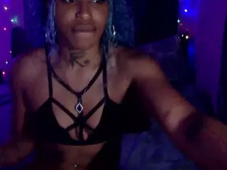 bluuxhoneyy's Live Sex Cam Show