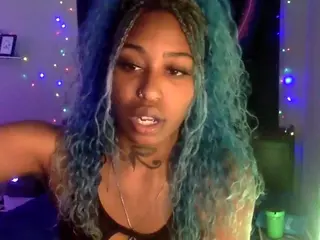 bluuxhoneyy's Live Sex Cam Show