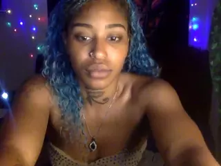 bluuxhoneyy's Live Sex Cam Show