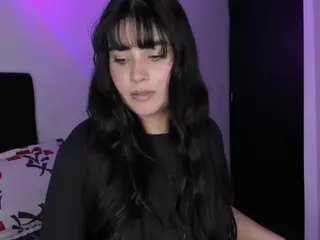 Helen-10's Live Sex Cam Show