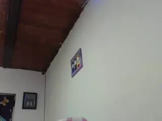 littleangel-m's Live Sex Cam Show