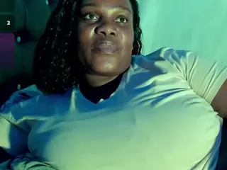 Agatha-Blossom's Live Sex Cam Show