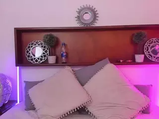 Bella-bm's Live Sex Cam Show