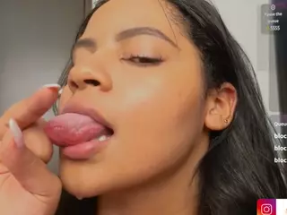 S. Sotto's Live Sex Cam Show