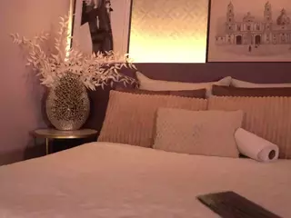Elle Diane 👑's Live Sex Cam Show