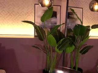 Elle Diane 👑's Live Sex Cam Show