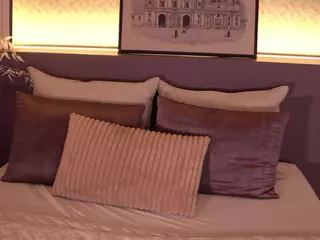 Elle Diane 👑's Live Sex Cam Show