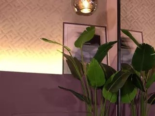 Elle Diane 👑's Live Sex Cam Show