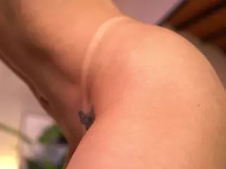 Elle Diane 👑's Live Sex Cam Show