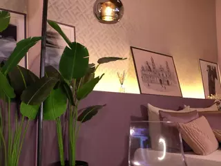 Elle Diane 👑's Live Sex Cam Show