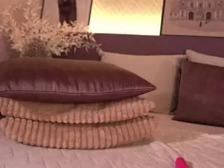 Elle Diane 👑's Live Sex Cam Show