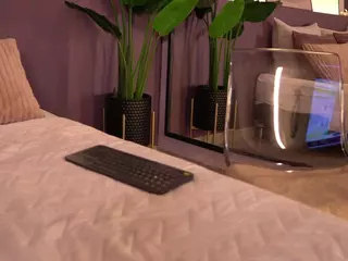 Elle Diane 👑's Live Sex Cam Show