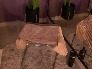 Elle Diane 👑's Live Sex Cam Show