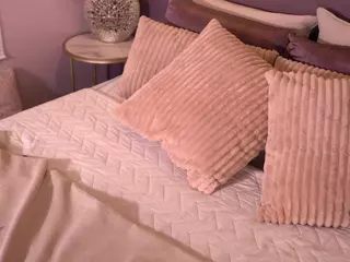 Elle Diane 👑's Live Sex Cam Show