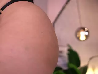 Elle Diane 👑's Live Sex Cam Show