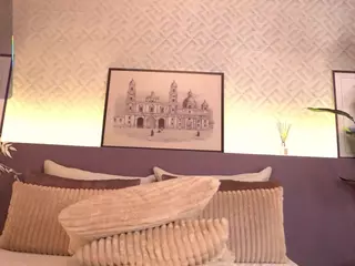 Elle Diane 👑's Live Sex Cam Show