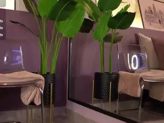 Elle Diane 👑's Live Sex Cam Show