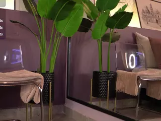 Elle Diane 👑's Live Sex Cam Show