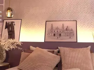 Elle Diane 👑's Live Sex Cam Show