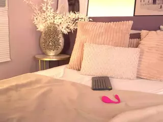 Elle Diane 👑's Live Sex Cam Show