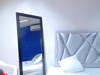 bigblackmilff1's Live Sex Cam Show