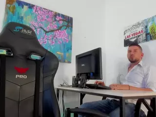 Mike-Maite's Live Sex Cam Show