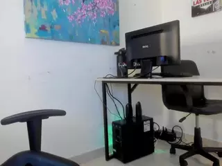Mike-Maite's Live Sex Cam Show