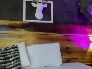 Mike-Maite's Live Sex Cam Show
