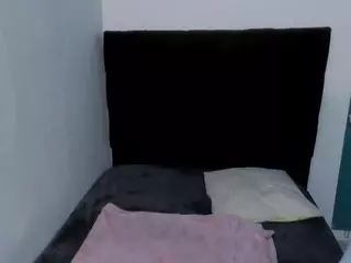 I S A B E L L A's Live Sex Cam Show