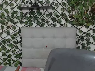megan-kis9's Live Sex Cam Show