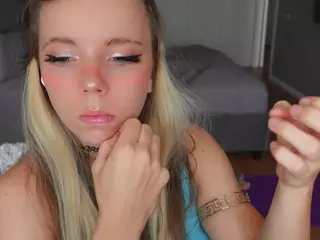 AyraLust's Live Sex Cam Show