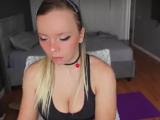 AyraLust's Live Sex Cam Show