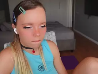 AyraLust's Live Sex Cam Show