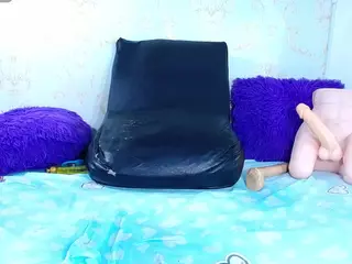 Yhendelyn Stone's Live Sex Cam Show