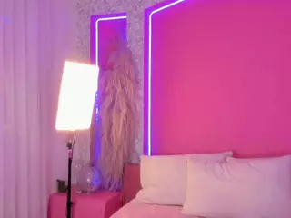 Emylie sexy body's Live Sex Cam Show