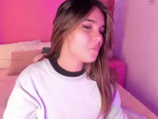 Emylie sexy body's Live Sex Cam Show