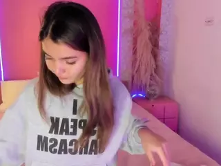 Emylie sexy body's Live Sex Cam Show
