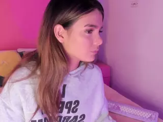 Emylie sexy body's Live Sex Cam Show