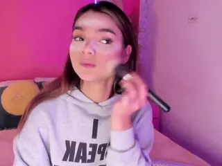 Emylie sexy body's Live Sex Cam Show