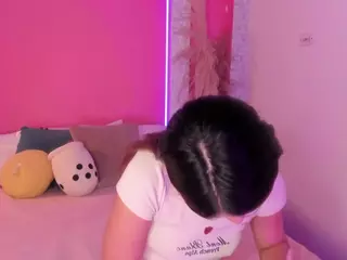 Emylie sexy body's Live Sex Cam Show