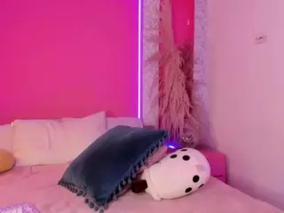 Emylie sexy body's Live Sex Cam Show