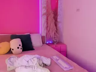 Emylie sexy body's Live Sex Cam Show