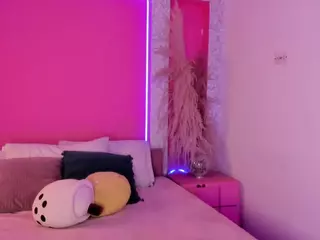 Emylie sexy body's Live Sex Cam Show