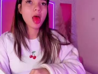 Emylie sexy body's Live Sex Cam Show