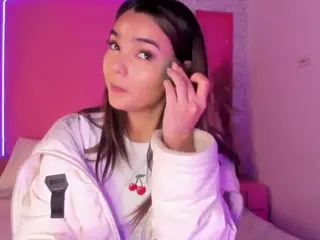 Emylie sexy body's Live Sex Cam Show
