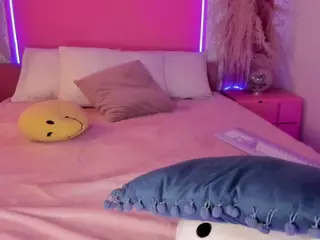 Emylie sexy body's Live Sex Cam Show