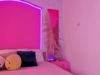 Emylie sexy body's Live Sex Cam Show