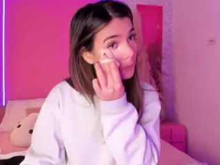 Emylie sexy body's Live Sex Cam Show